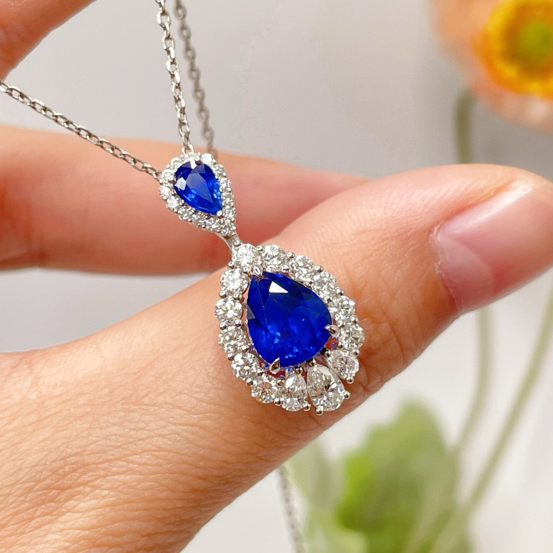 14k Gold 4.00 Ctw Vivid Blue Natural Sapphire & Diamond Pendant( Without Chain ) - 3