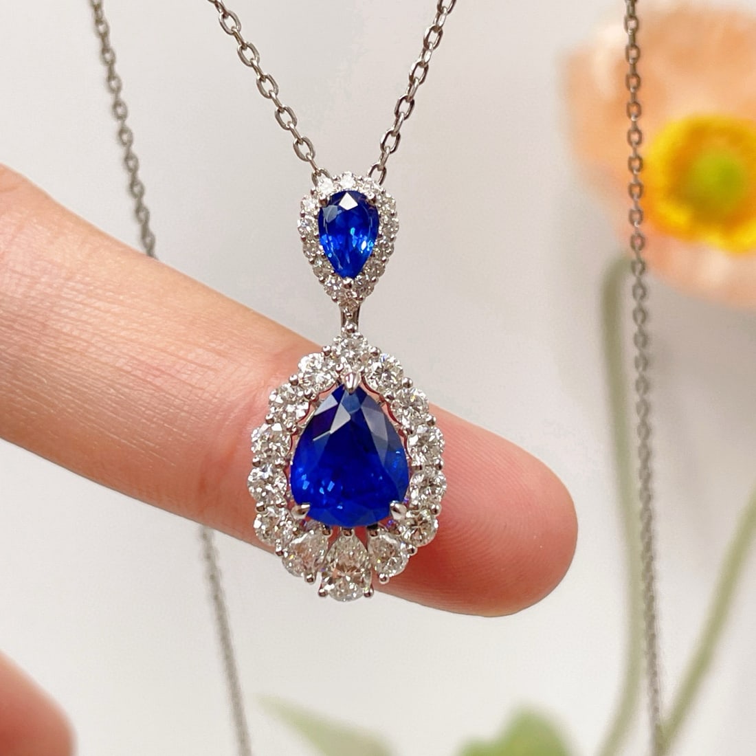 14k Gold 4.00 Ctw Vivid Blue Natural Sapphire & Diamond Pendant( Without Chain ) - 6