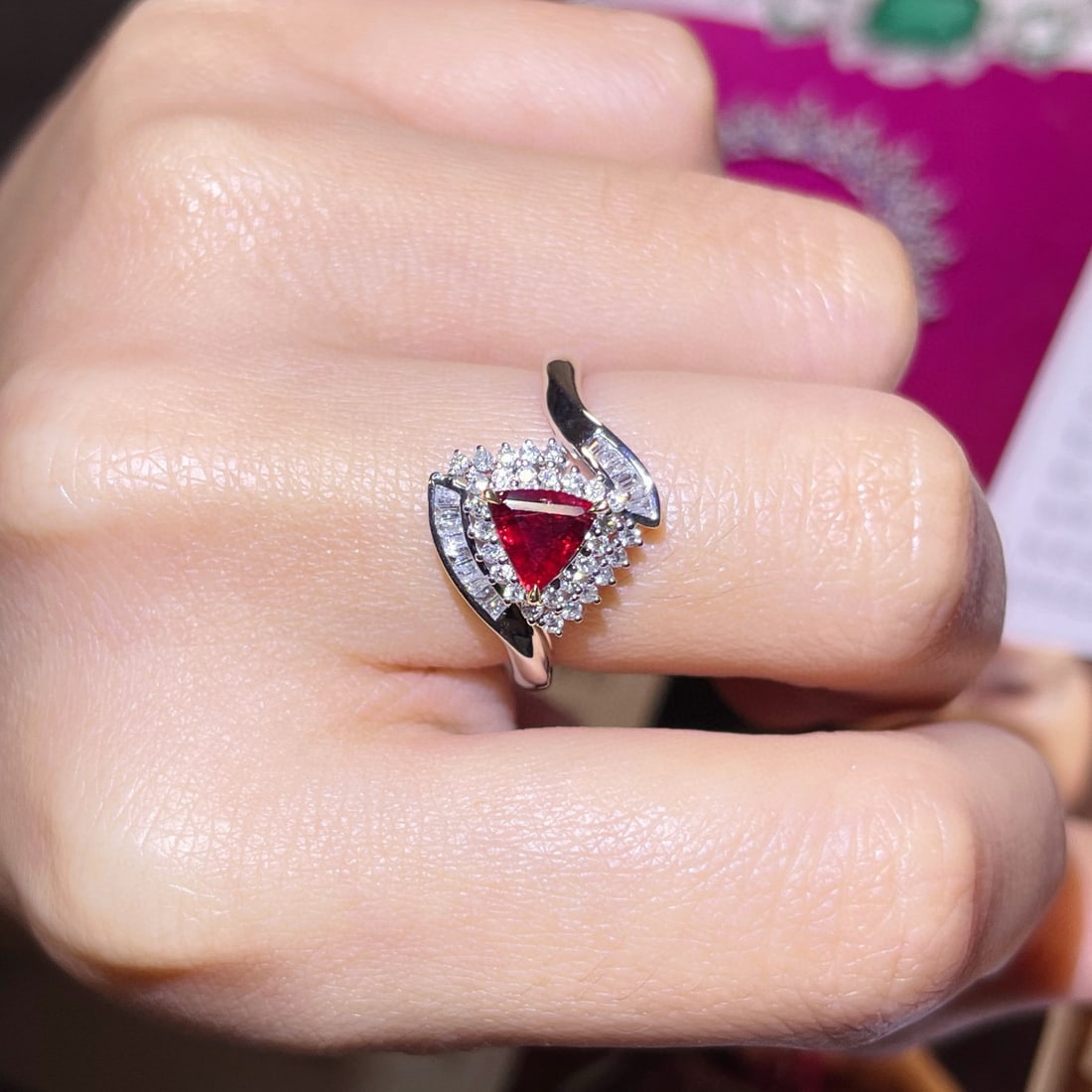 14k Gold 1.13 Ctw Natural Ruby & Diamond Ring - 4