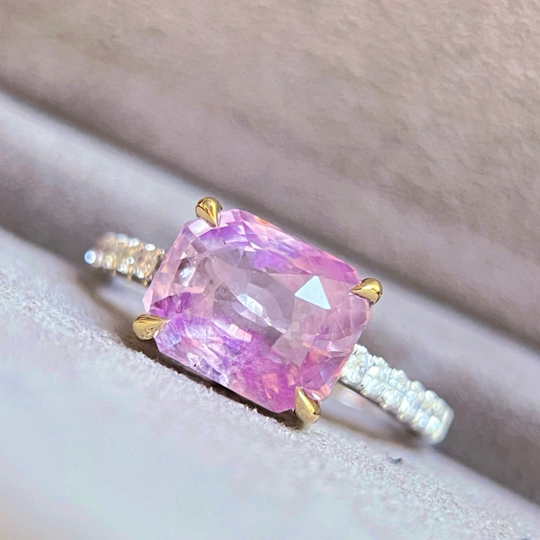 14k Gold 4.20 Ctw Natural Padparadscha Sapphire & Diamond Ring - 6
