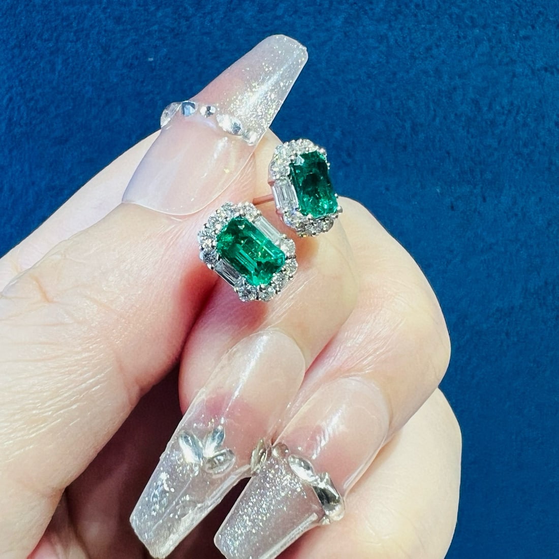 14k Gold 1 Ct Natural Emerald & Diamond Earrings - 3