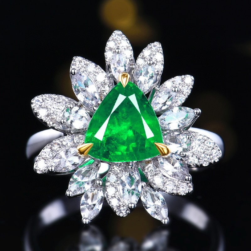 14k Gold 1.69 Ctw Vivid Green Natural Emerald & Diamond Ring: Ref:231070257 // gold content:14k gold // ring size:7. 25us // // main gemstone:emerald // shape:triangle // carat weight:1. 51ct // color:vivid green // treatment:natural // // adjacent gemstone 2 :
