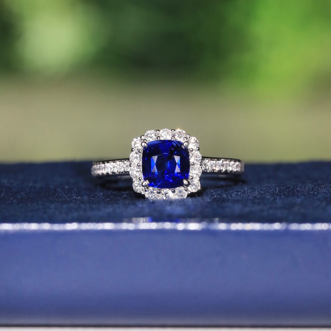 14k Gold 2.76 Ctw Natural Sapphire & Diamond Ring - 2