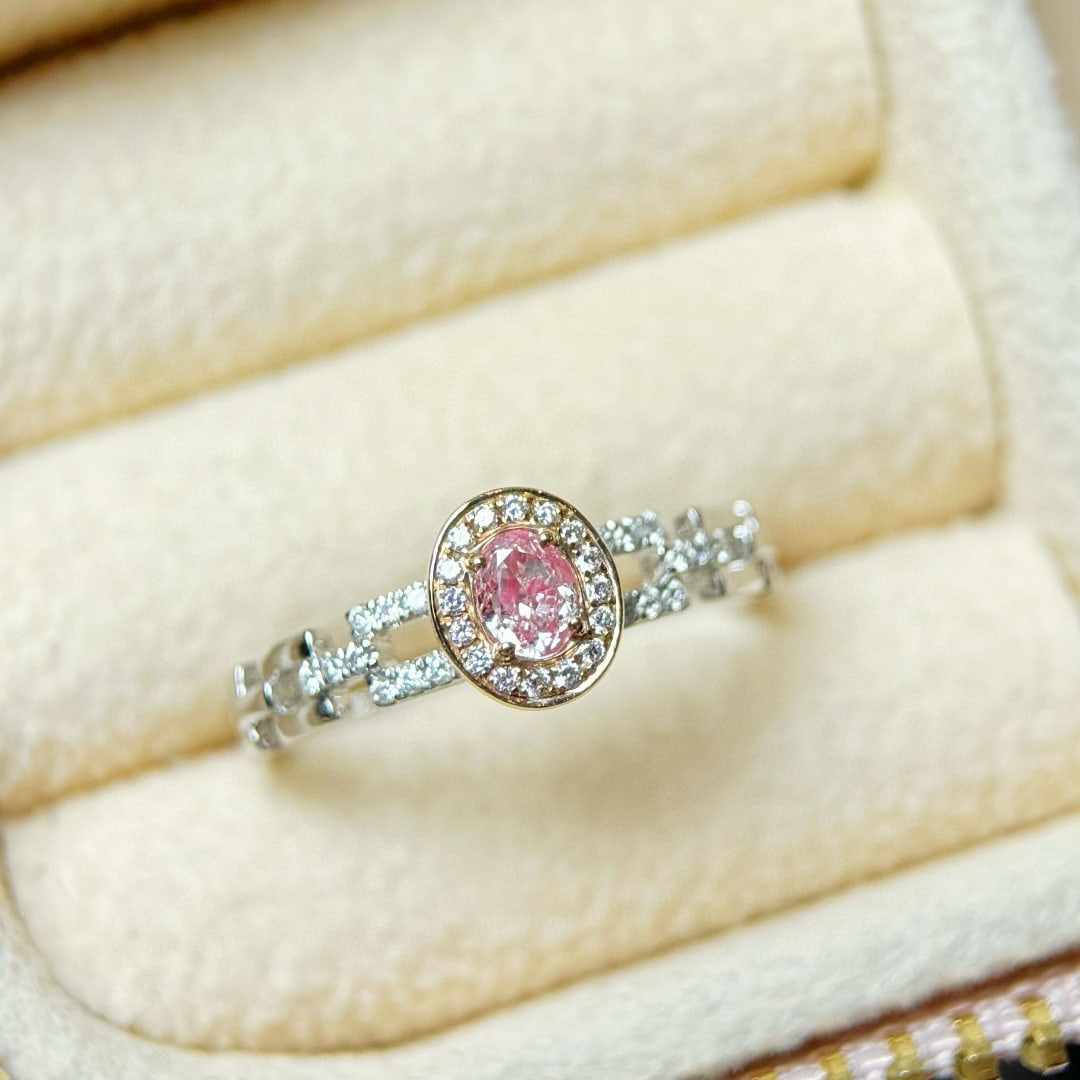14k Gold 0.34 Ctw Natural Pink Diamond & Diamond Ring: Ref:231070273 // gold content:14k gold // ring size:7. 25us // // main gemstone:pink diamond // shape:oval // carat weight:0. 23ct // color:pink // treatment:natural // // adjacent gemstone 2 :