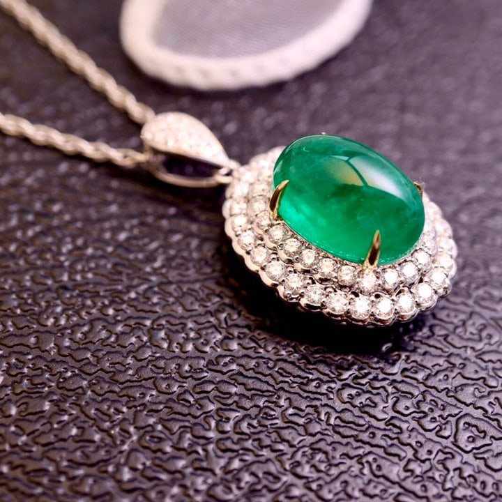 14k Gold 8.36 Ctw Vivid Green Natural Emerald & Diamond Pendant( Without Chain ) - 5
