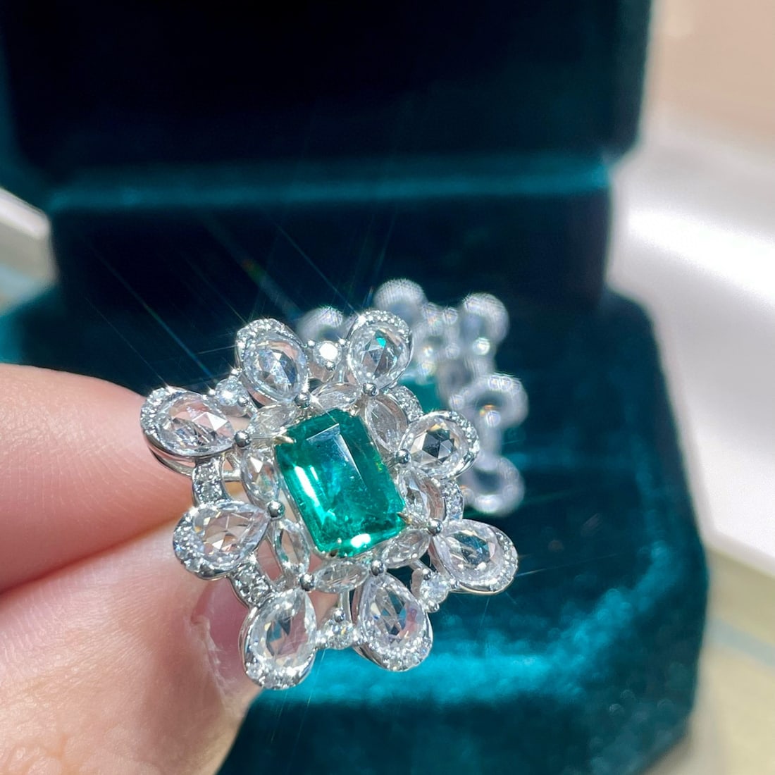 14k Gold 4.5 Ctw Natural Emerald & Sapphire Earrings - 4