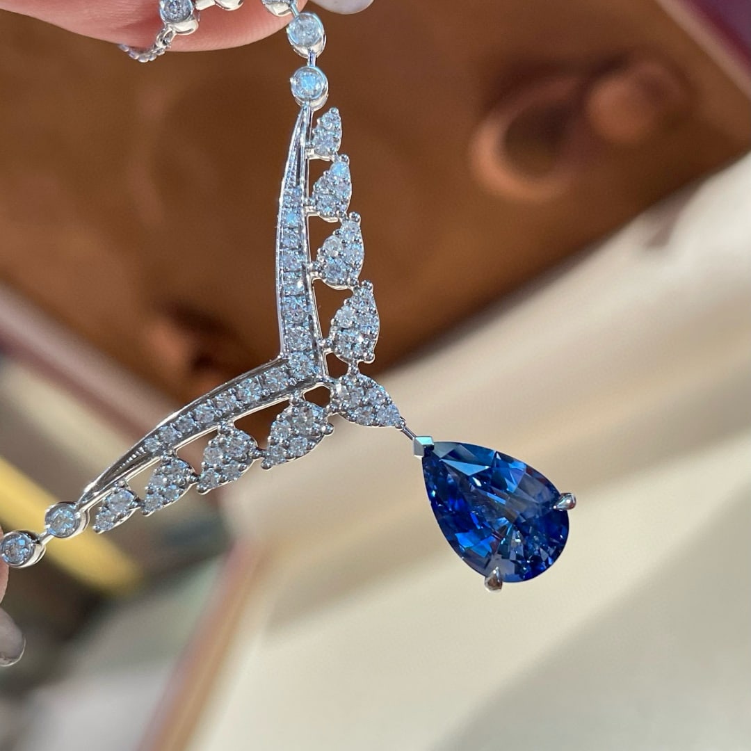 14k Gold 2.7 Ct Natural Sapphire & Diamond Necklace - 4
