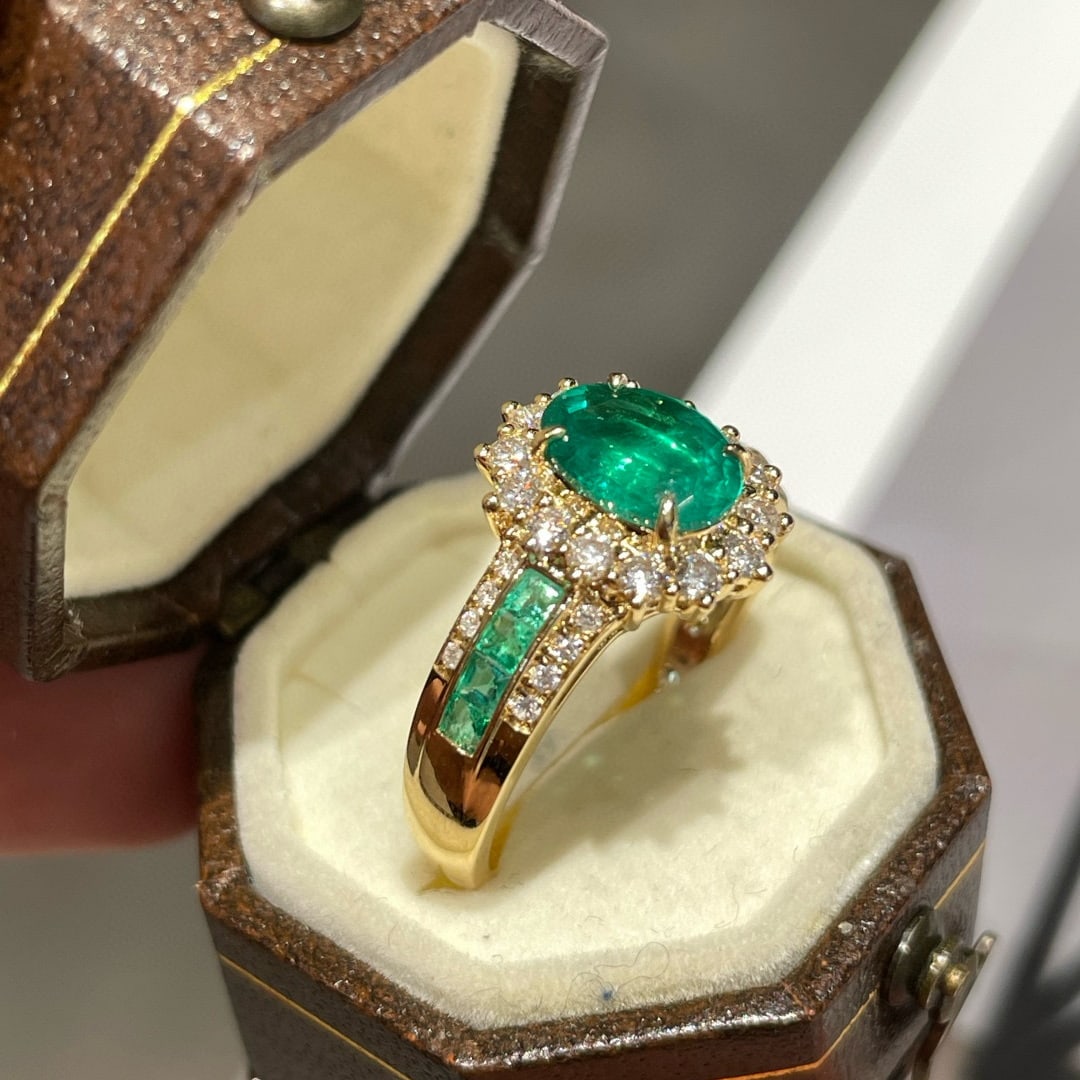 14k Gold 1.56 Ctw Vivid Green Natural Emerald & Emerald Ring - 2