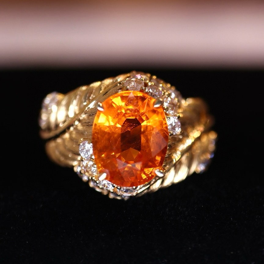 14k Gold 3.58 Ct Natural Spessartine & Diamond Ring: Ref:231070335 // gold content:14k gold // ring size:7. 25us // // main gemstone:spessartine // shape:oval // carat weight:3. 58ct // color:orange // treatment:natural // // adjacent gemstone 2 : diamo