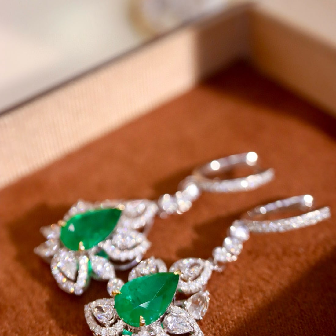 14k Gold 5.30 Ctw Vivid Green Natural Emerald & Diamond Earrings - 4