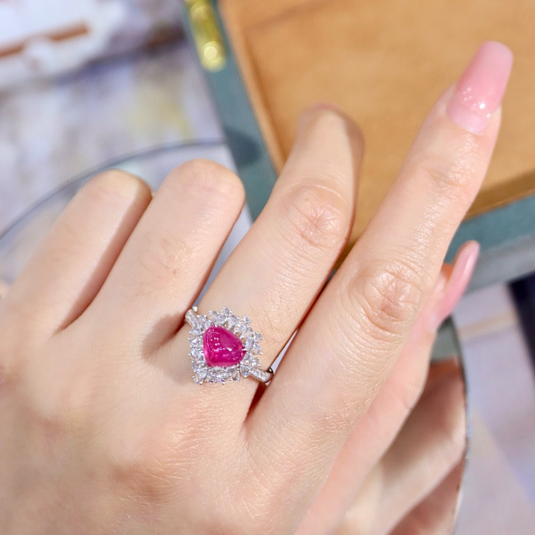 14k Gold 2.66 Ctw Natural Ruby & Diamond Ring - 8