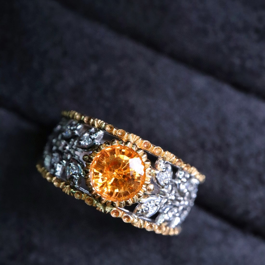 14k Gold 1.10 Ct Natural Spessartine & Diamond Ring: Ref:231070411 // gold content:14k gold // ring size:7. 25us // // main gemstone:spessartine // shape:round // carat weight:1. 10ct // color:orange // treatment:natural // cut grade:g // // adjacent