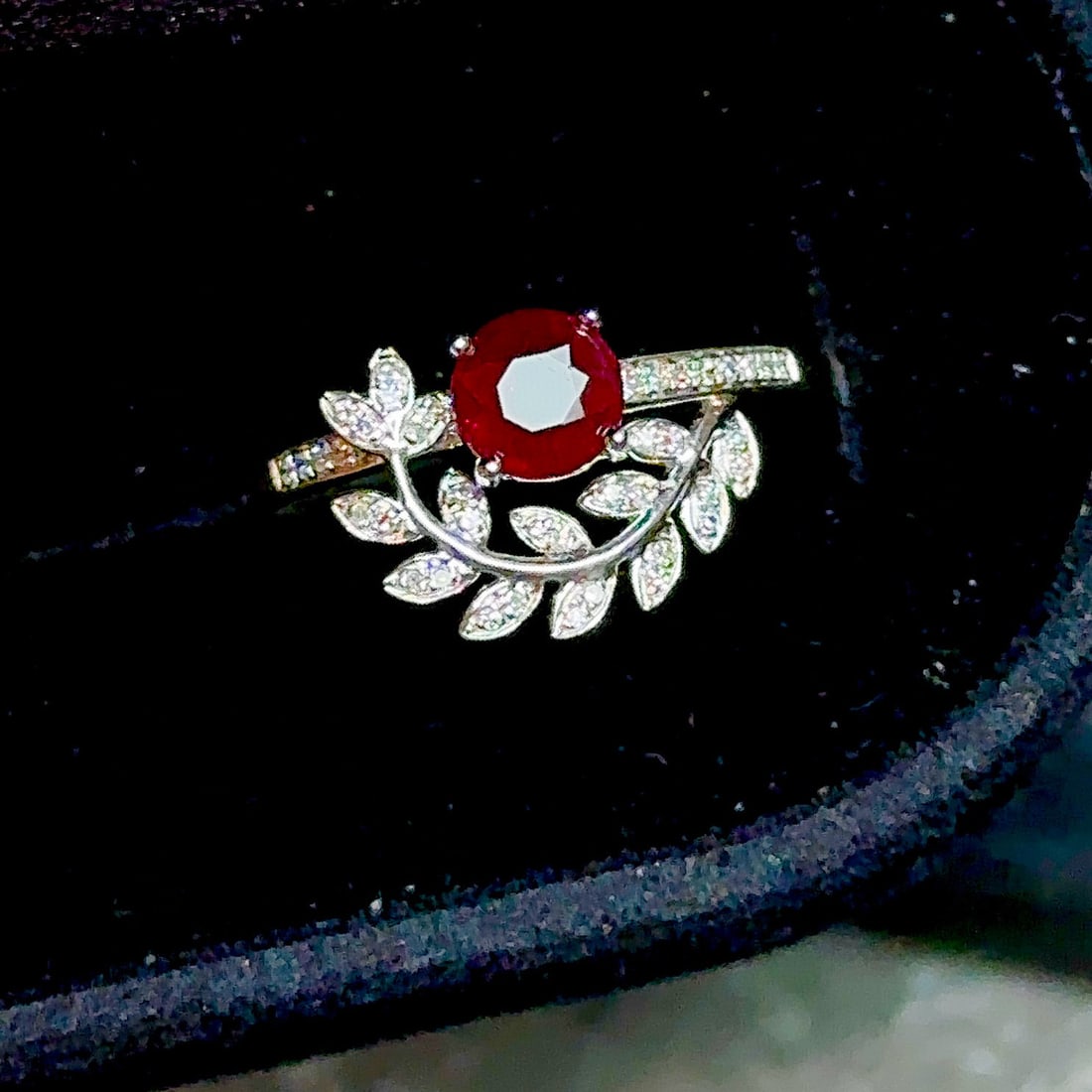 14k Gold 0.8 Ct Natural Ruby & Diamond Ring - 3