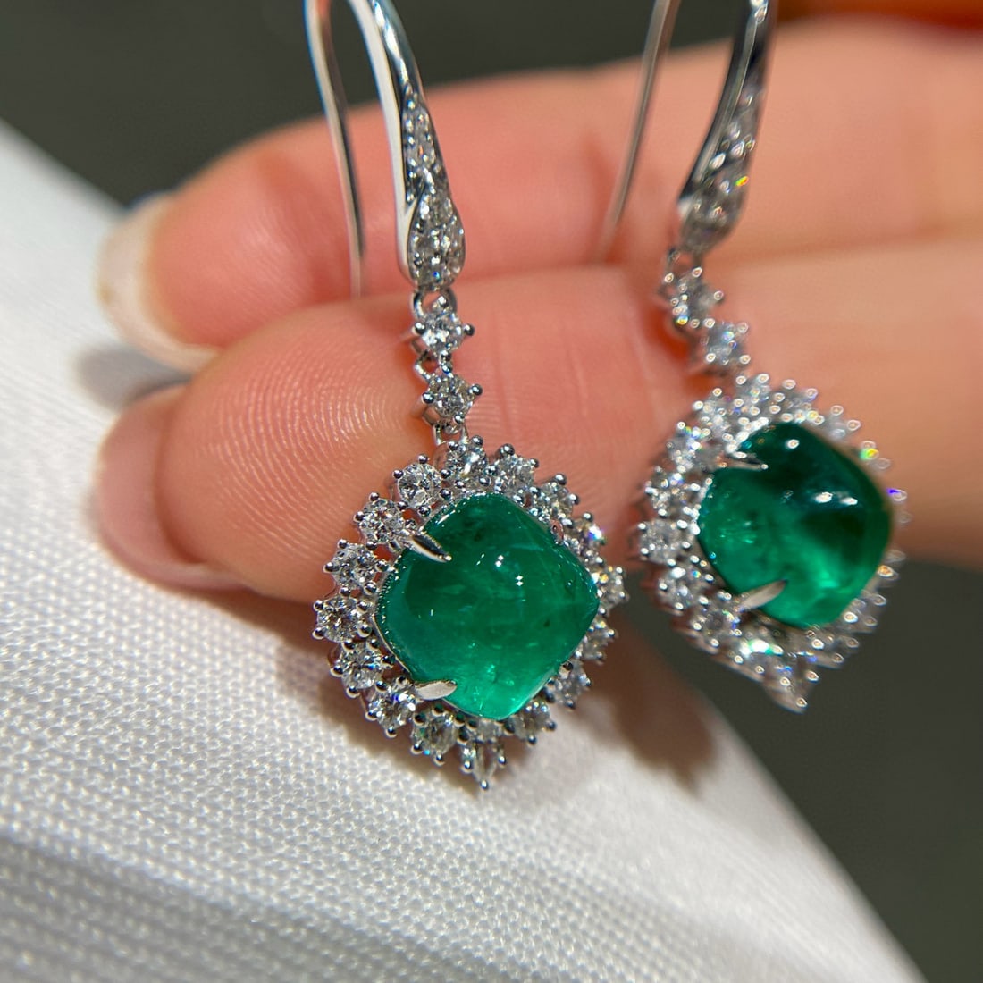 14k Gold 5.14 Ct Vivid Green Natural Emerald & Diamond Earrings - 2
