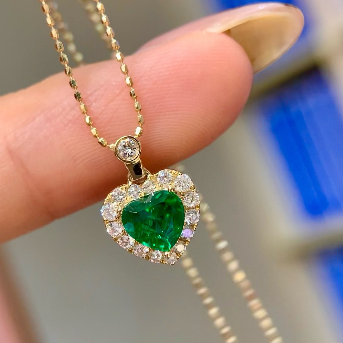 14k Gold 1.05 Ctw Vivid Green Natural Emerald & Diamond Pendant( Without Chain ) - 3