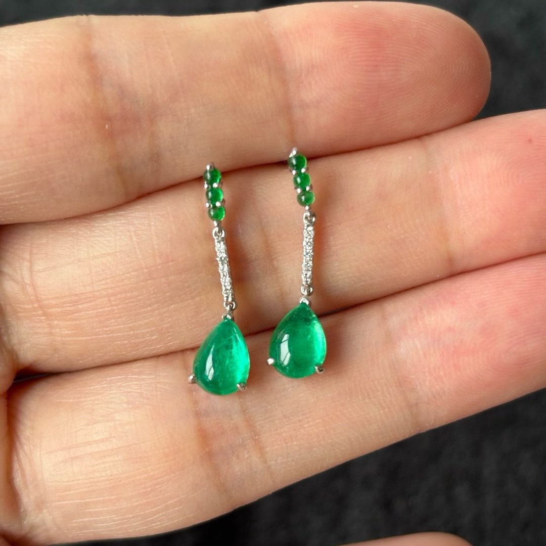 14k Gold 2.11 Ctw Natural Emerald & Diamond Earrings - 3