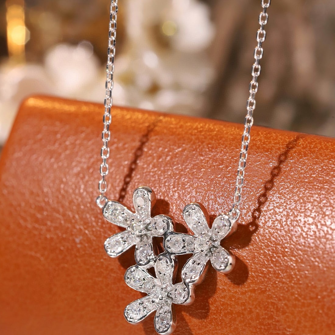 14k Gold 0.4 Ct Natural H Diamond Necklace - 2