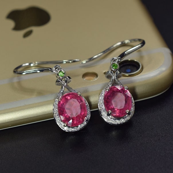 14k Gold 3.56 Ctw Natural Tourmaline & Diamond Earrings: Ref:231071072 // gold content:14k gold // main gemstone:tourmaline // shape:oval // carat weight:3. 45ct // color:red // treatment:natural // // adjacent gemstone 2 : diamond // number of stones:38