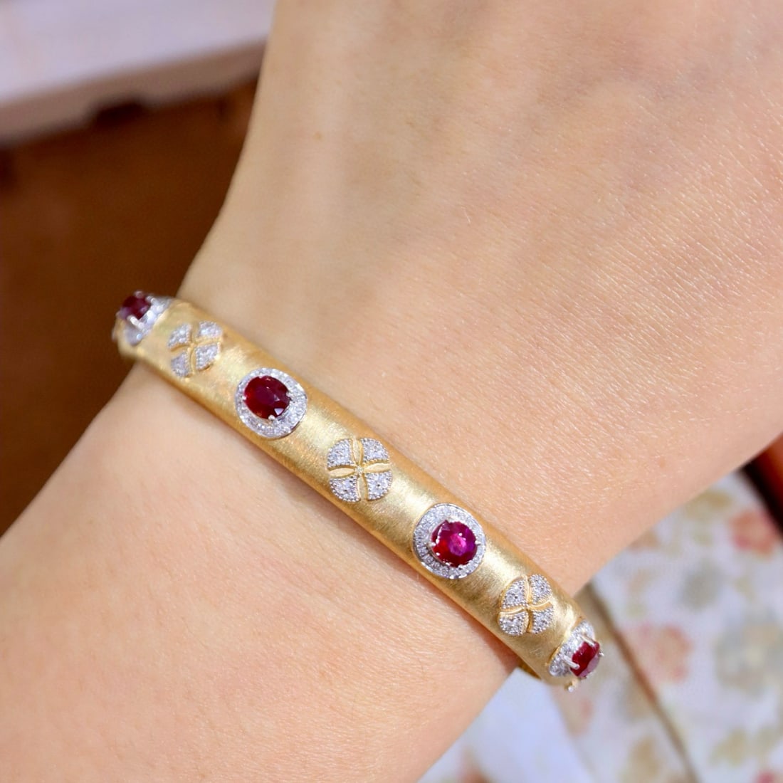 14k Gold 3.40 Ctw Vivid Red Natural Ruby & Diamond Bangle - 3