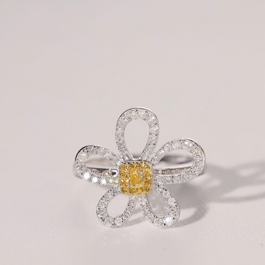 14k Gold 0.85 Ctw Natural Yellow Diamond & Diamond & Flowers Ring - 6
