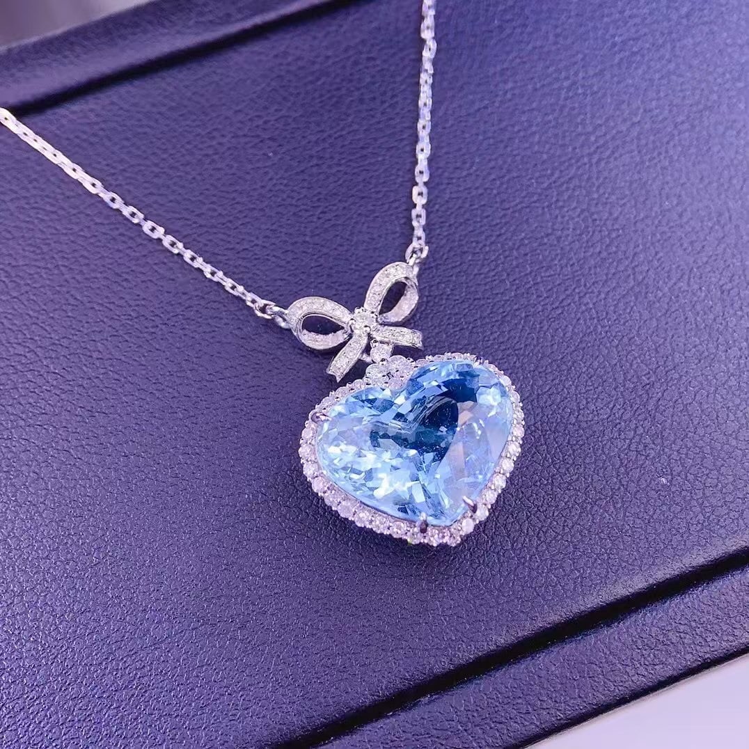 14k Gold 7 Ct Natural Aquamarine & Diamond Necklace - 3