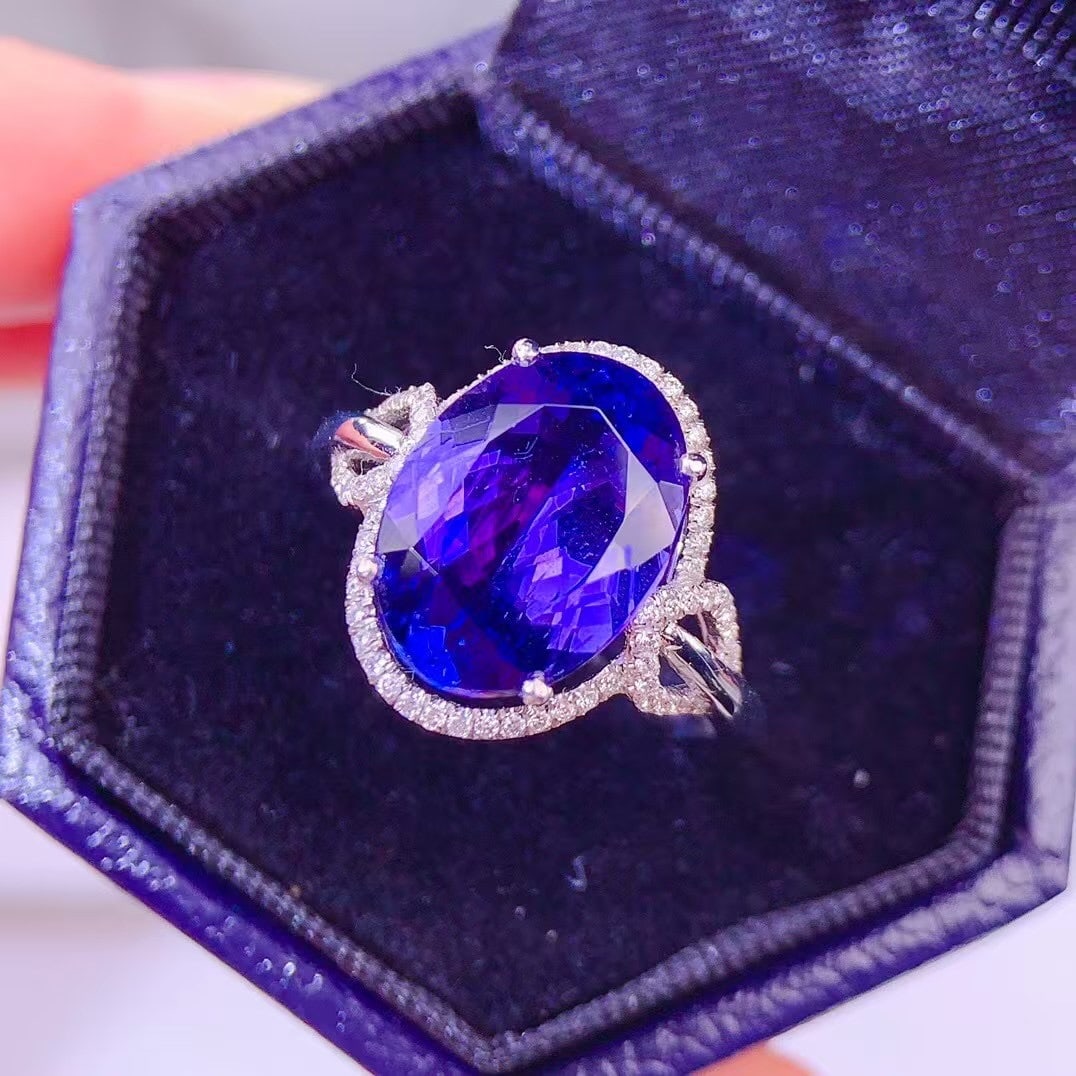14k Gold 5 Ct Natural Tanzanite & Diamond Ring - 3