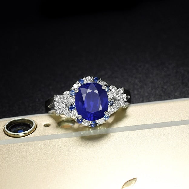 14k Gold 2.37 Ctw Natural Sapphire & Diamond Ring: Ref:231071128 // gold content:14k gold // ring size:7. 25us // // main gemstone:sapphire // shape:oval // carat weight:2. 12ct // color:blue // treatment:natural // // adjacent gemstone 2 : diamond