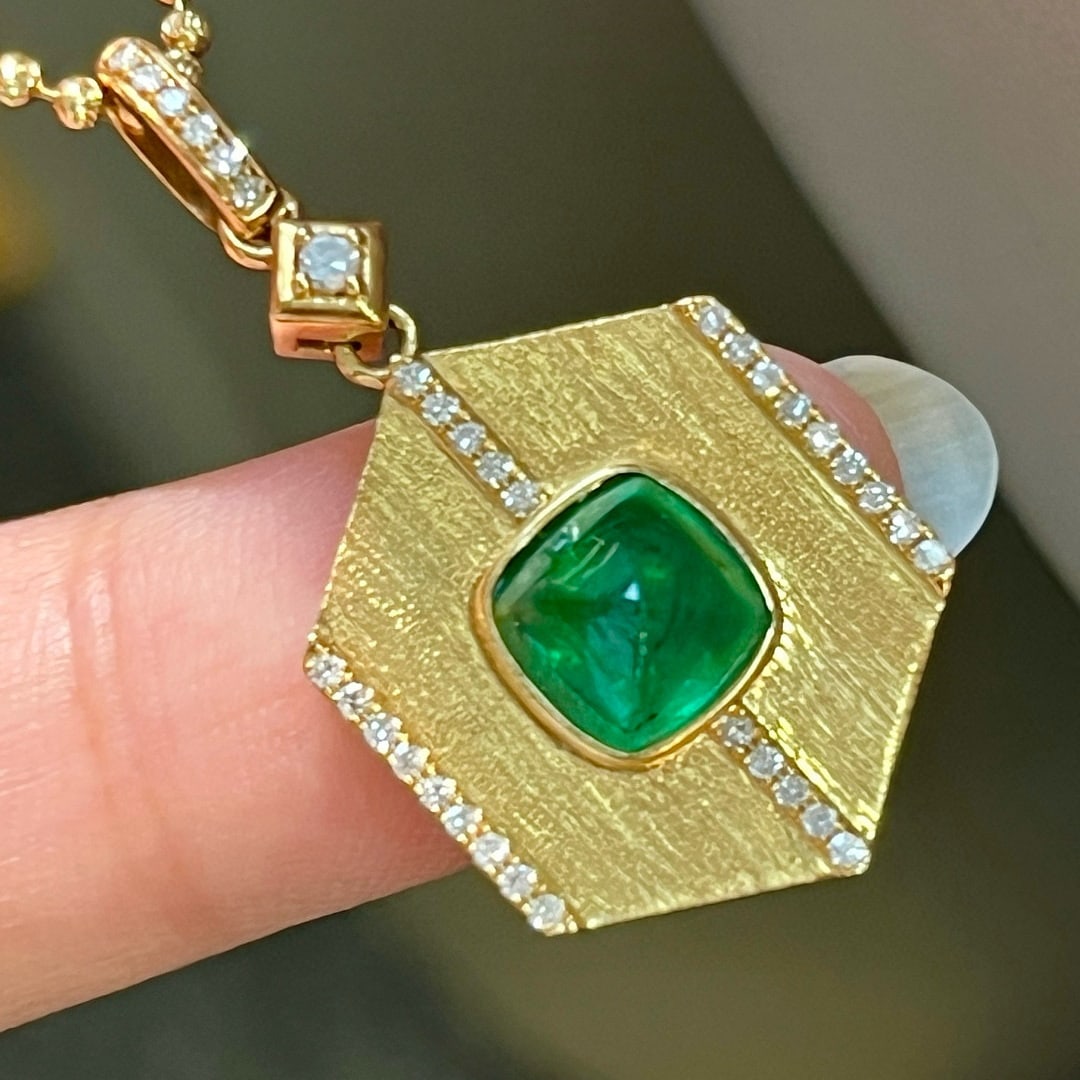 14k Gold 1.86 Ctw Vivid Green Natural Emerald & Diamond Pendant( Without Chain ) - 6