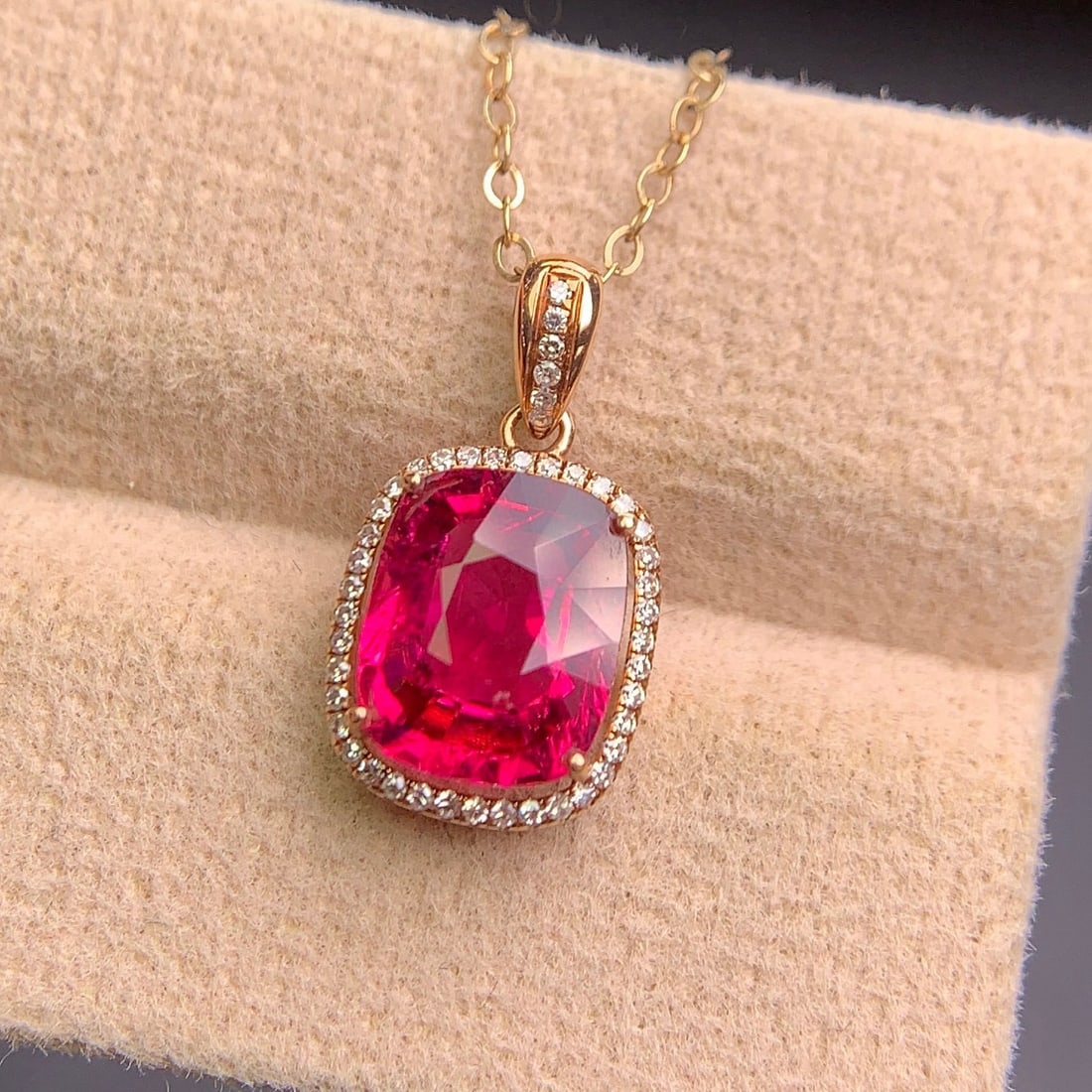 14k Gold 2.12 Ct Natural Tourmaline & Diamond Pendant( Without Chain ) - 7