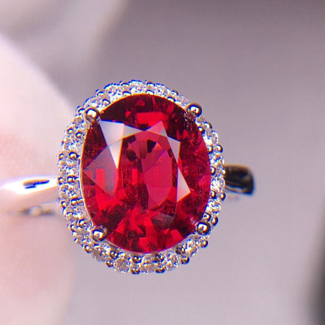 14k Gold 3.1 Ct Natural Tourmaline & Diamond Ring: Ref:231071226 // gold content:14k gold // ring size:7. 25us // // main gemstone:tourmaline // shape:oval // carat weight:3. 1ct // color:red // treatment:natural // // adjacent gemstone 2 : diamond //