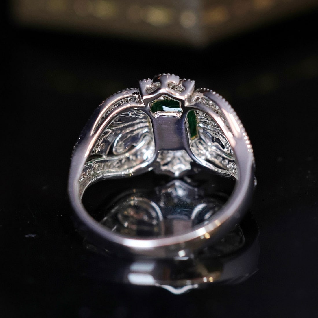 14k Gold 0.98 Ctw Vivid Green Natural Emerald & Diamond Ring - 6