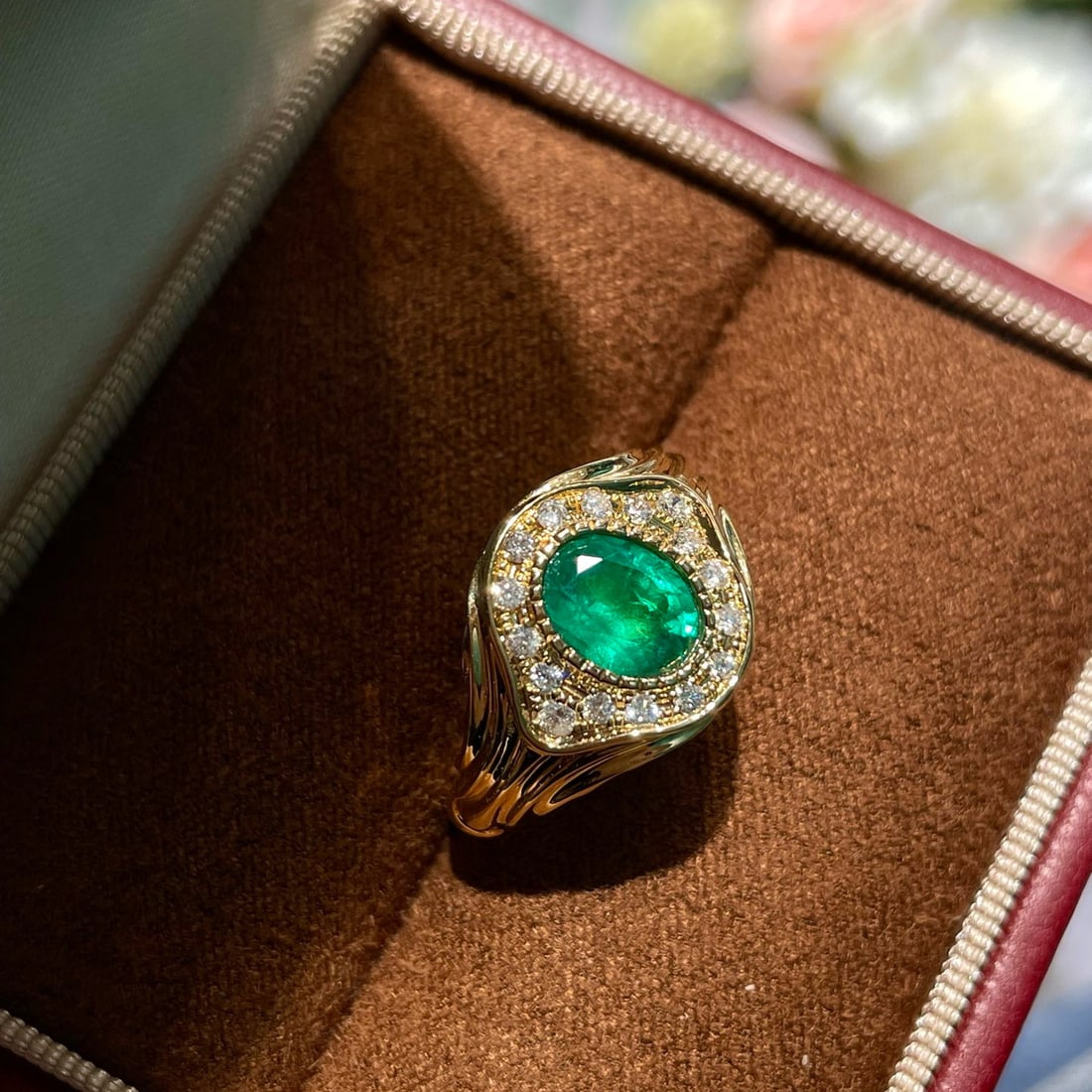 14k Gold 1 Ct Natural Emerald & Diamond Ring - 2