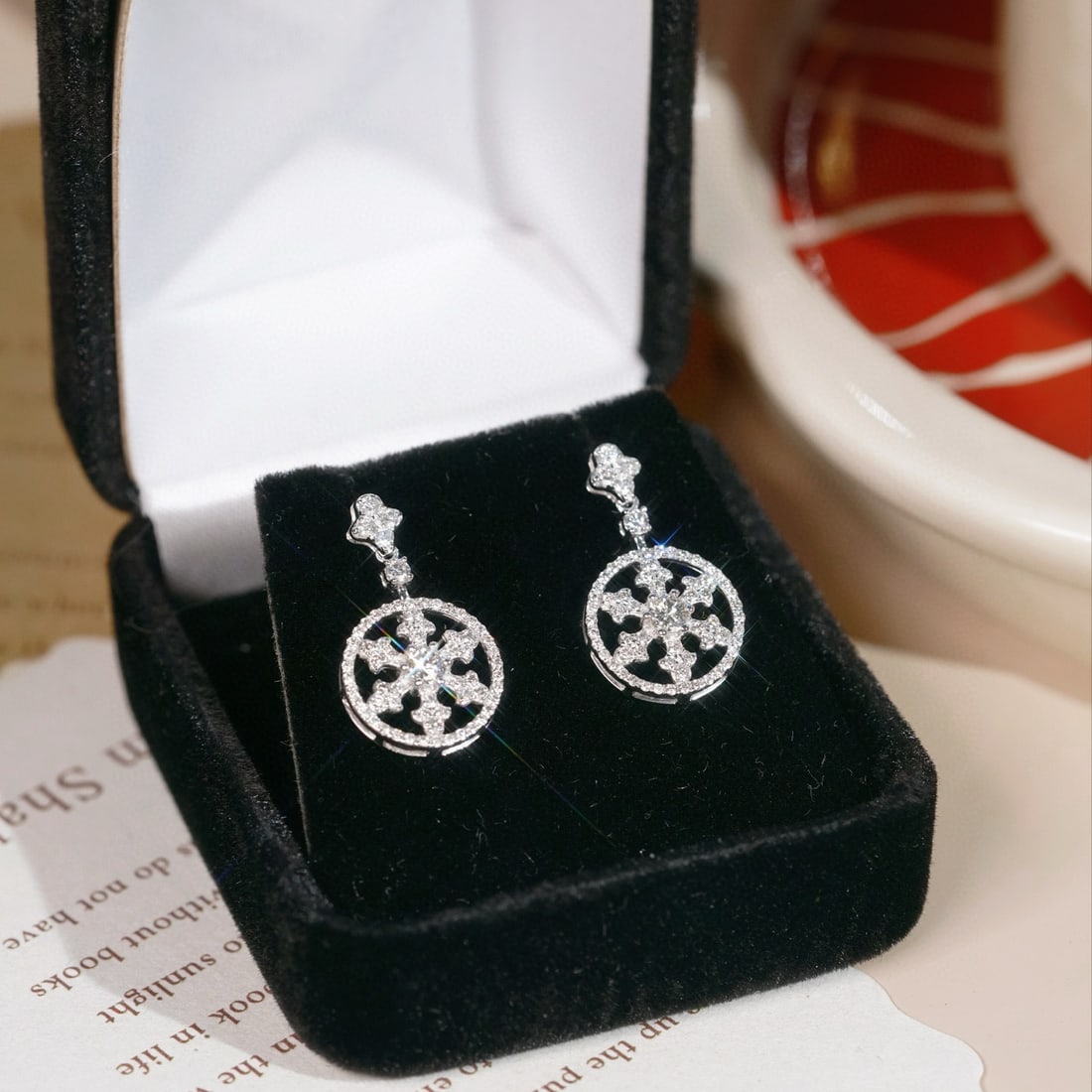 14k Gold 0.90 Ct Natural H Diamond Earrings: Ref:231072062 // gold content:14k gold // main gemstone:diamond // shape:round // carat weight:0. 90ct // clarity grade:vs-si // color:h // treatment:natural // cut grade:g // Condition: New Low