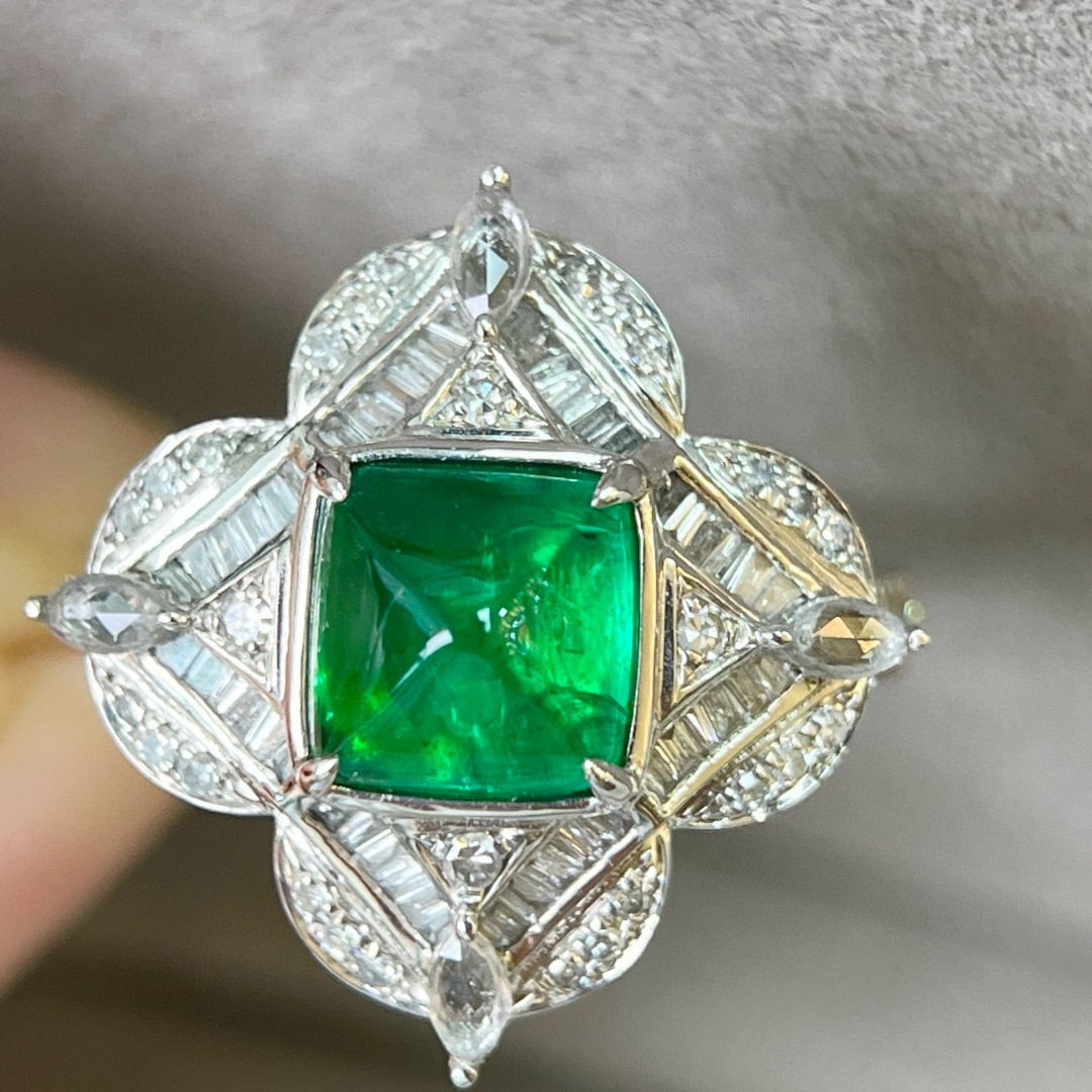 14k Gold 2.53 Ctw Vivid Green Natural Emerald & Diamond Ring - 5