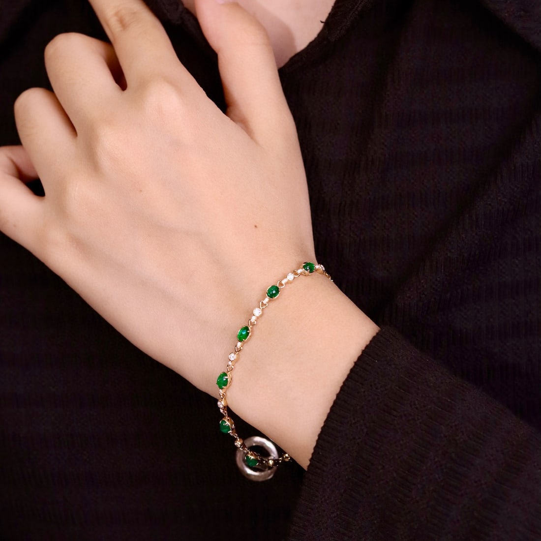 14k Gold 1.83 Ctw Vivid Green Natural Emerald & Diamond Bracelet - 3