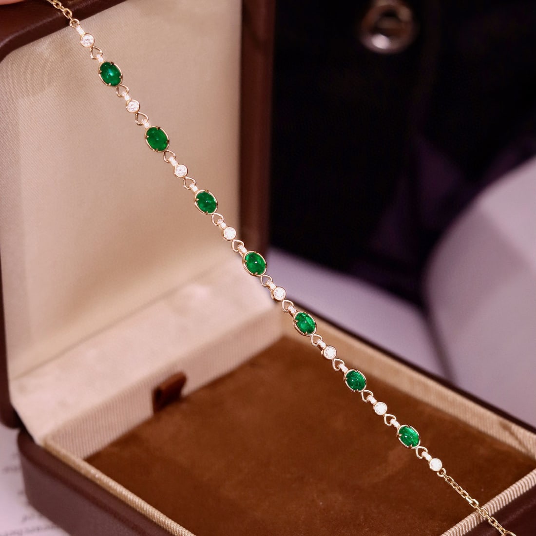 14k Gold 1.83 Ctw Vivid Green Natural Emerald & Diamond Bracelet - 4