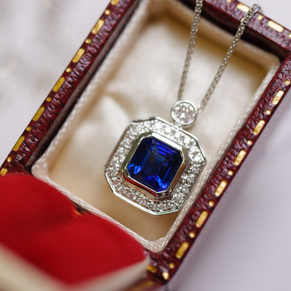14k Gold 1.15 Ctw Natural Sapphire & Diamond Pendant( Without Chain ) - 4