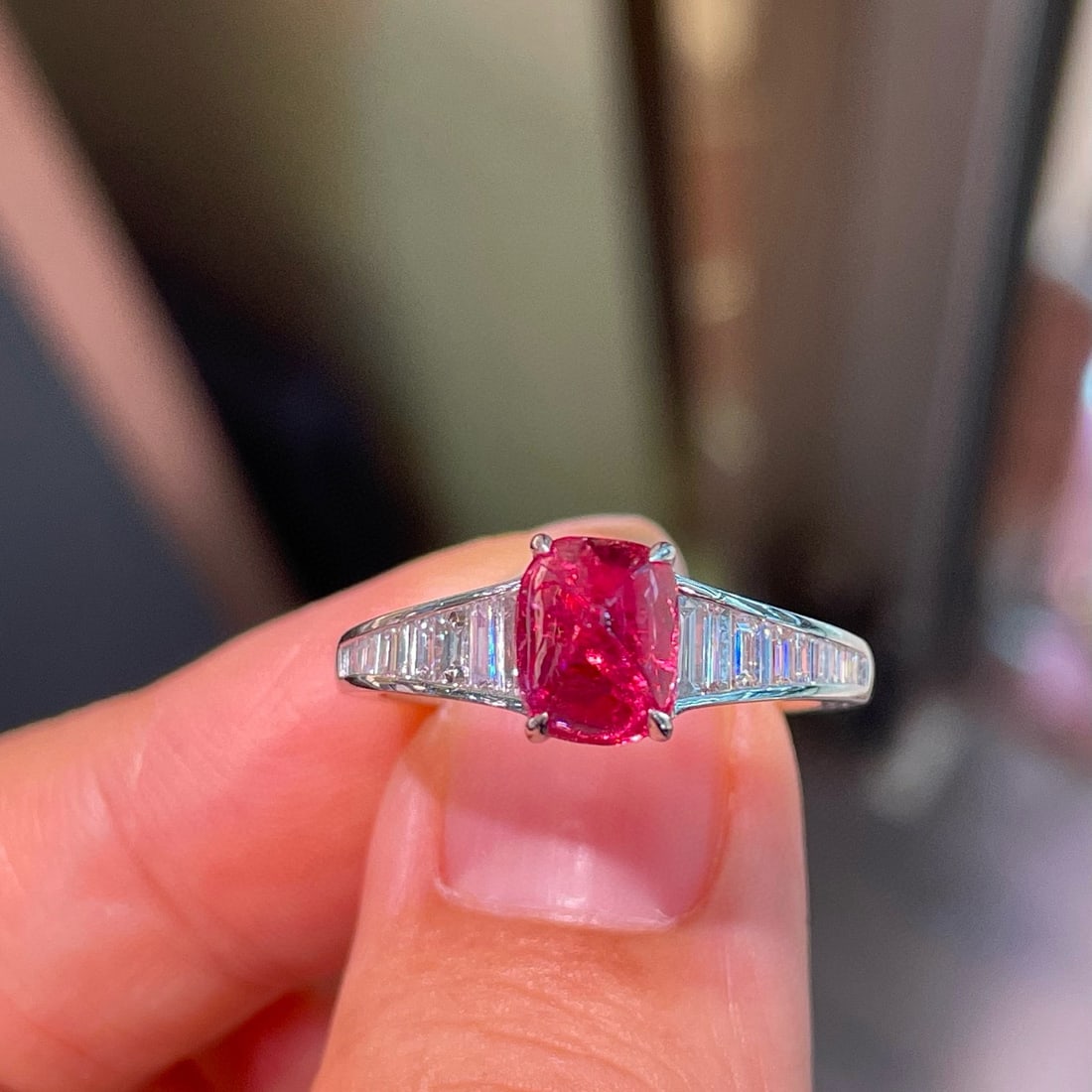 14k Gold 2.50 Ctw Natural Spinel & Diamond Ring - 4
