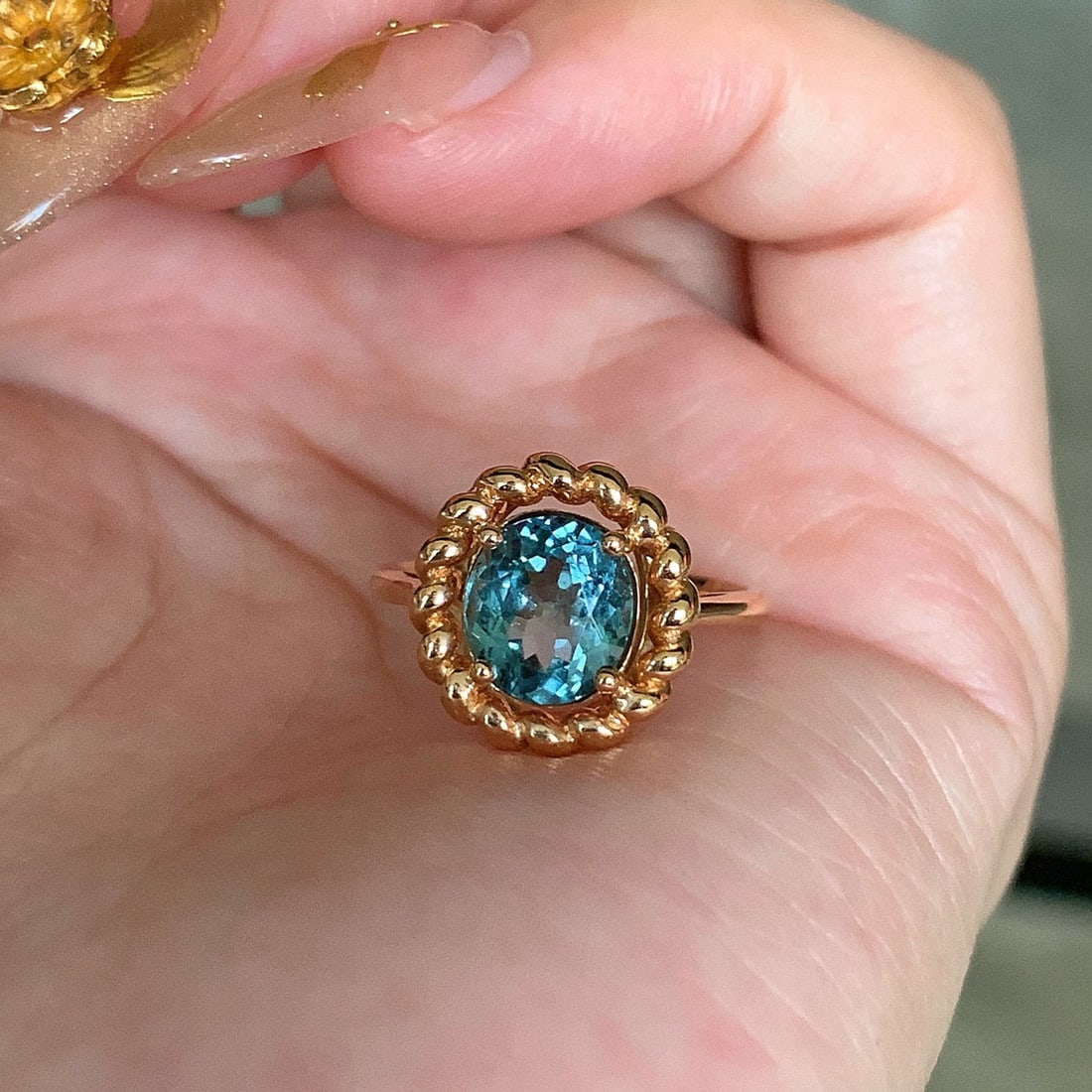 14k Gold 1 Ct Natural Tourmaline Ring: Ref:231072154 // gold content:14k gold // ring size:7. 25us // // main gemstone:tourmaline // shape:oval // carat weight:1ct // color:blue // treatment:natural // Low Estimate: 2600 High Estimate: