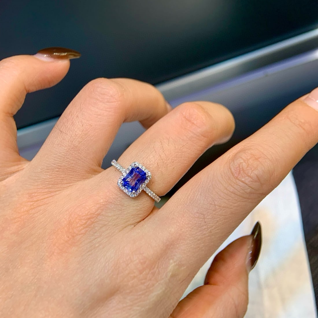 14k Gold 1.90 Ctw Natural Sapphire & Diamond Ring - 4