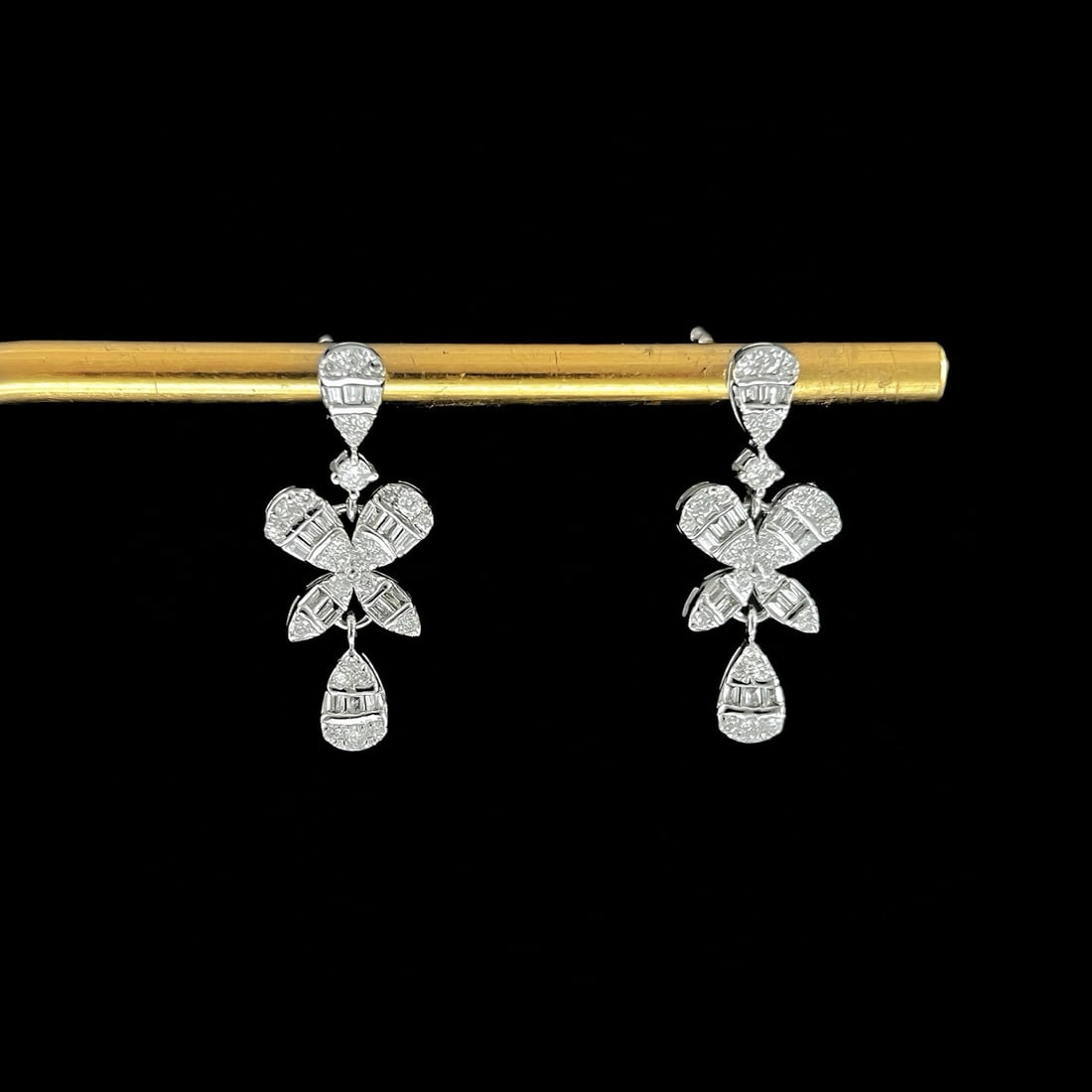 14k Gold 0.5 Ct Natural H Diamond Earrings - 4