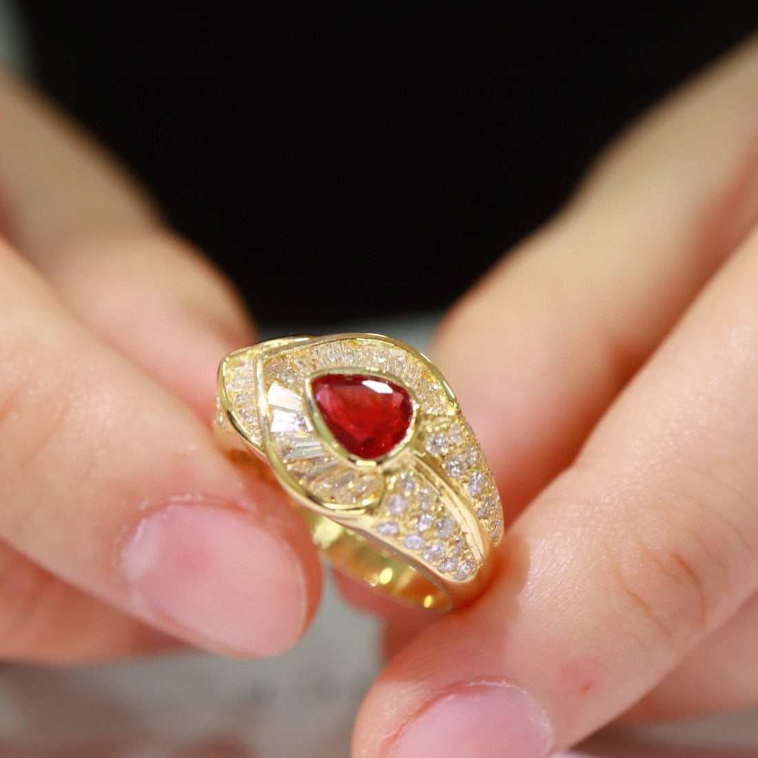14k Gold 2.01 Ctw Natural Ruby & Diamond Ring - 2