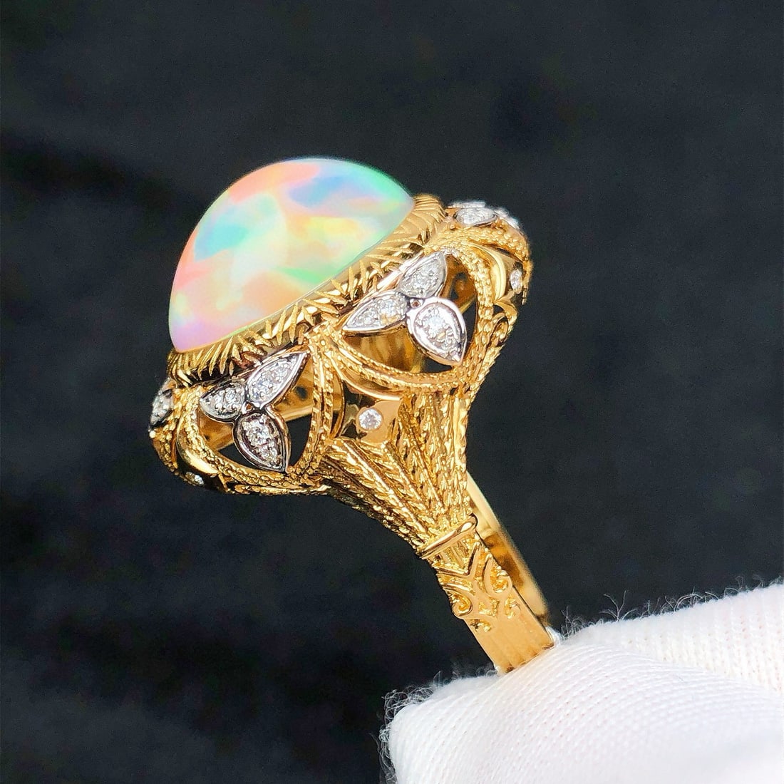 14k Gold 5.43 Ctw Natural Opal & Diamond Ring - 6