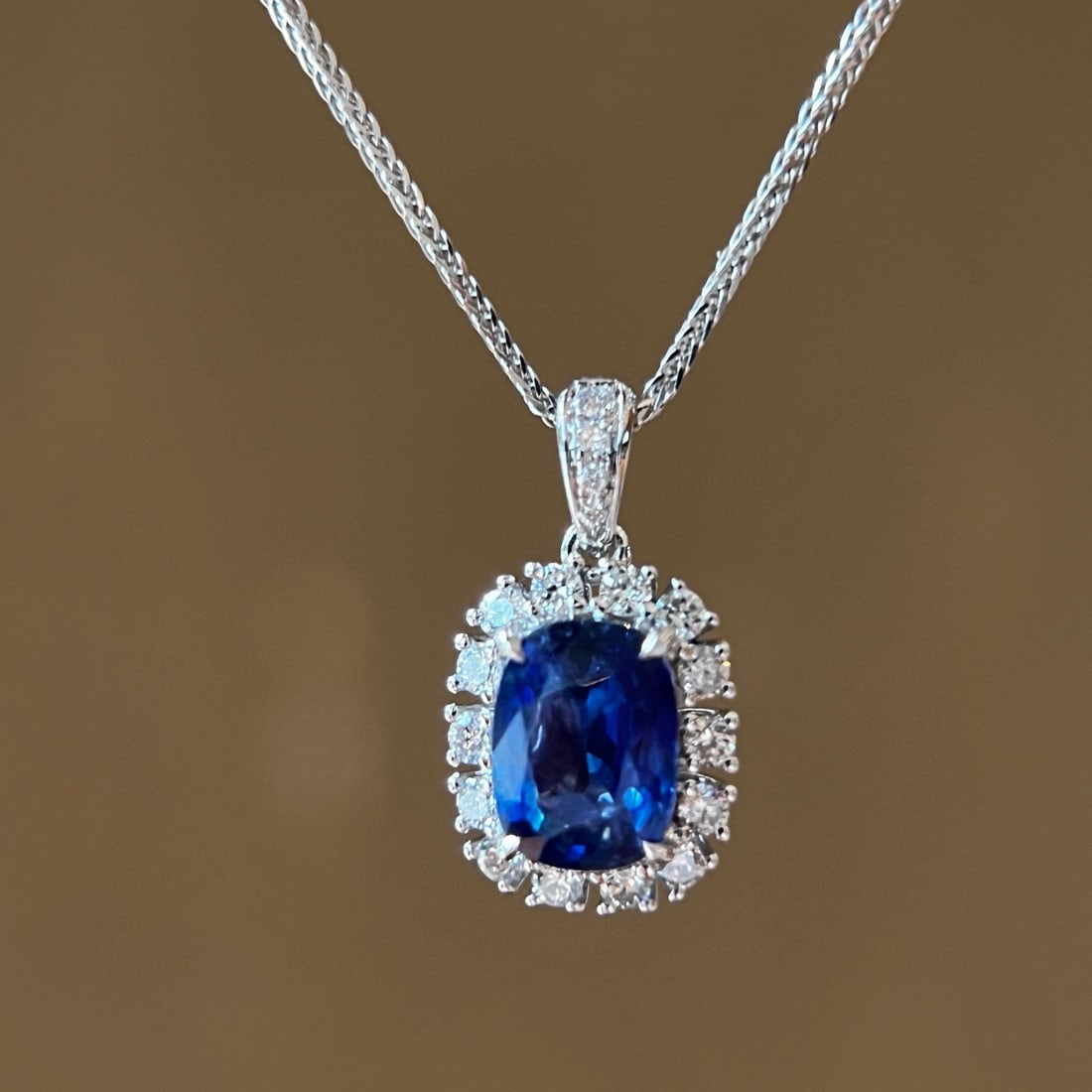 14k Gold 2.30 Ctw Natural Sapphire & Diamond Pendant( Without Chain ): Ref:231072328 // gold content:14k gold // main gemstone:sapphire // shape:cushion // carat weight:1. 98ct // color:cornflower blue // treatment:natural // // adjacent gemstone 2 : diamond //