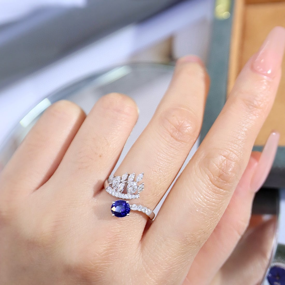 14k Gold 1.50 Ctw Natural Sapphire & Diamond Ring - 4