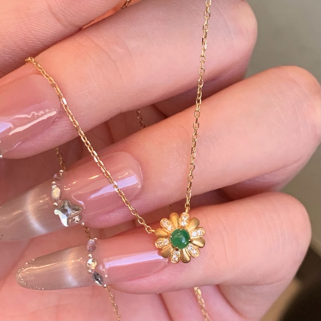 14k Gold 0.21 Ctw Natural Emerald & Diamond Necklace - 6