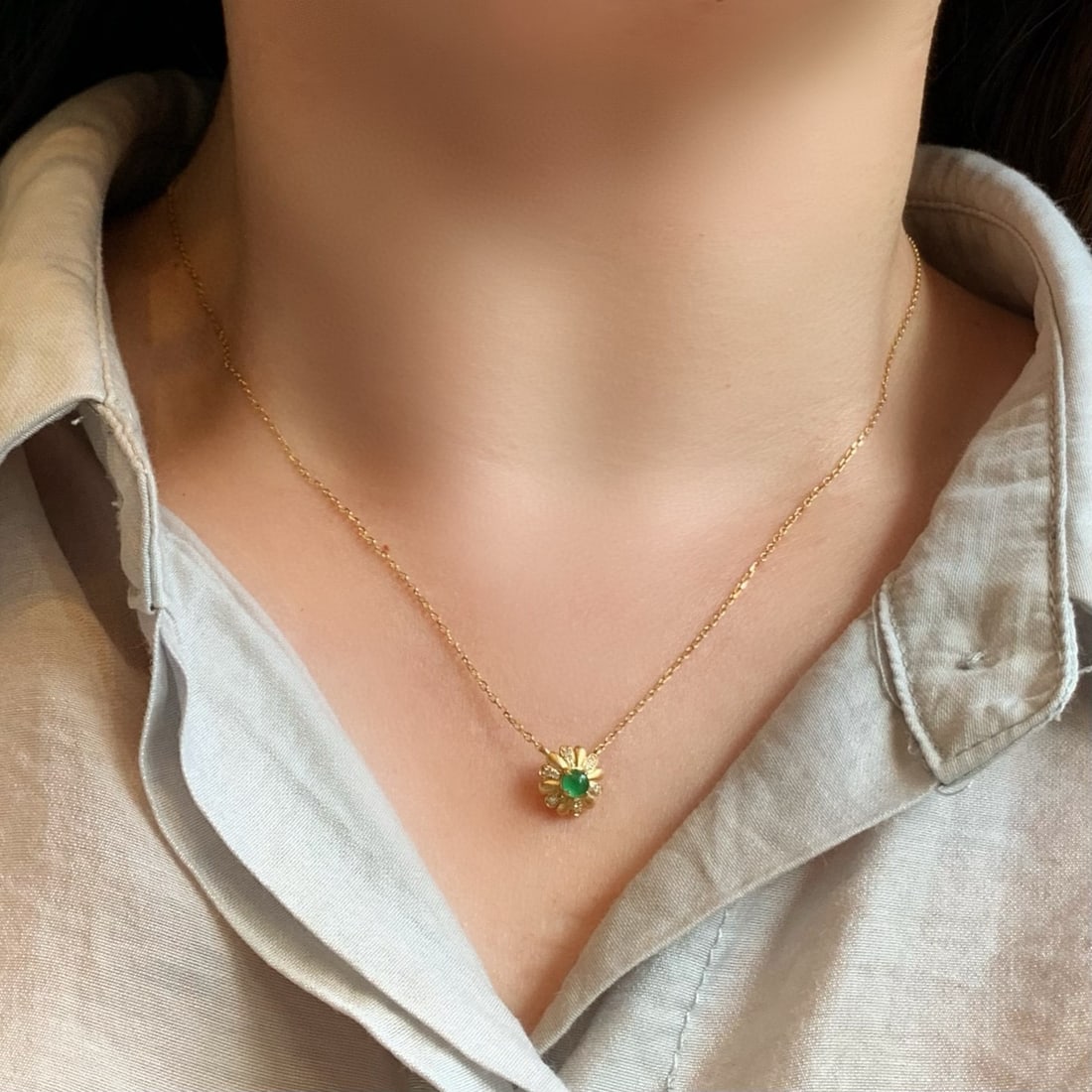 14k Gold 0.21 Ctw Natural Emerald & Diamond Necklace - 7