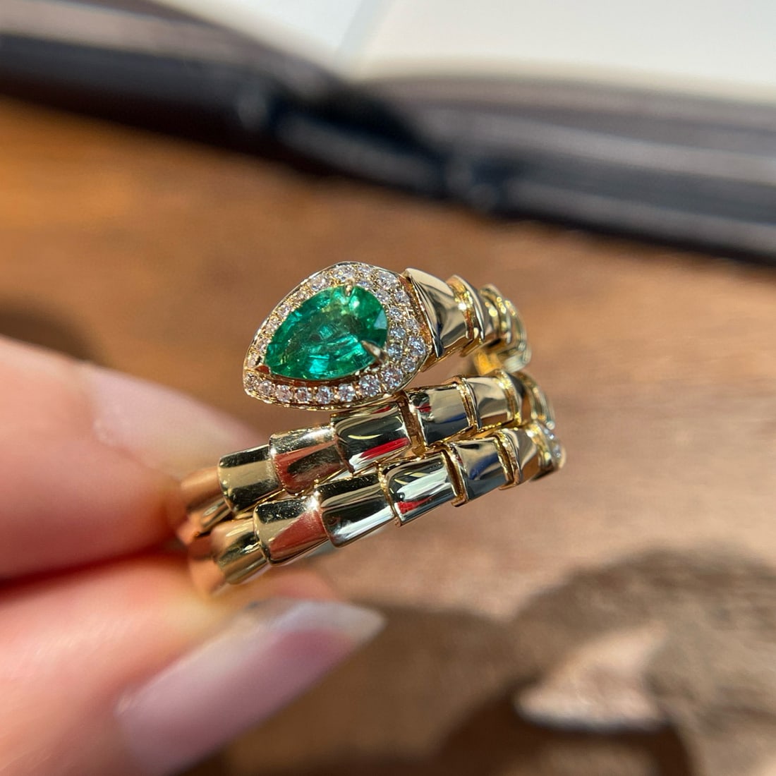 14k Gold 0.4 Ct Natural Emerald & Diamond Ring - 2