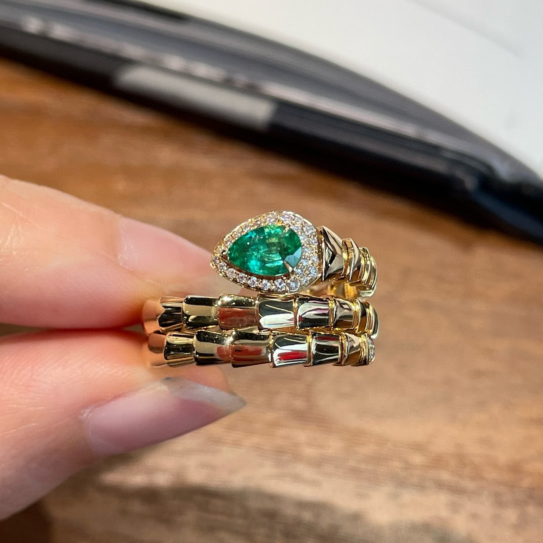 14k Gold 0.4 Ct Natural Emerald & Diamond Ring - 4