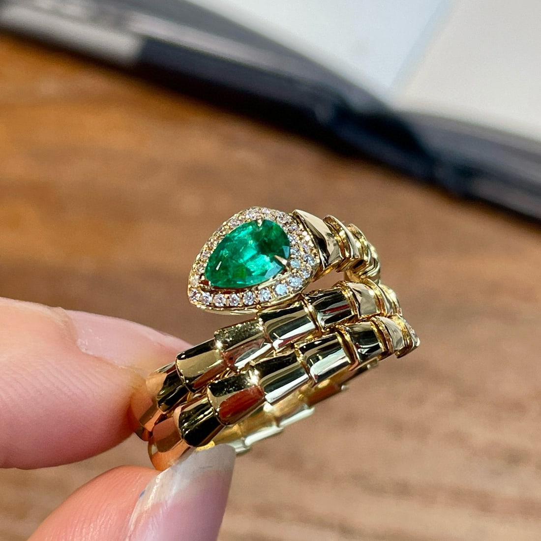 14k Gold 0.4 Ct Natural Emerald & Diamond Ring - 5